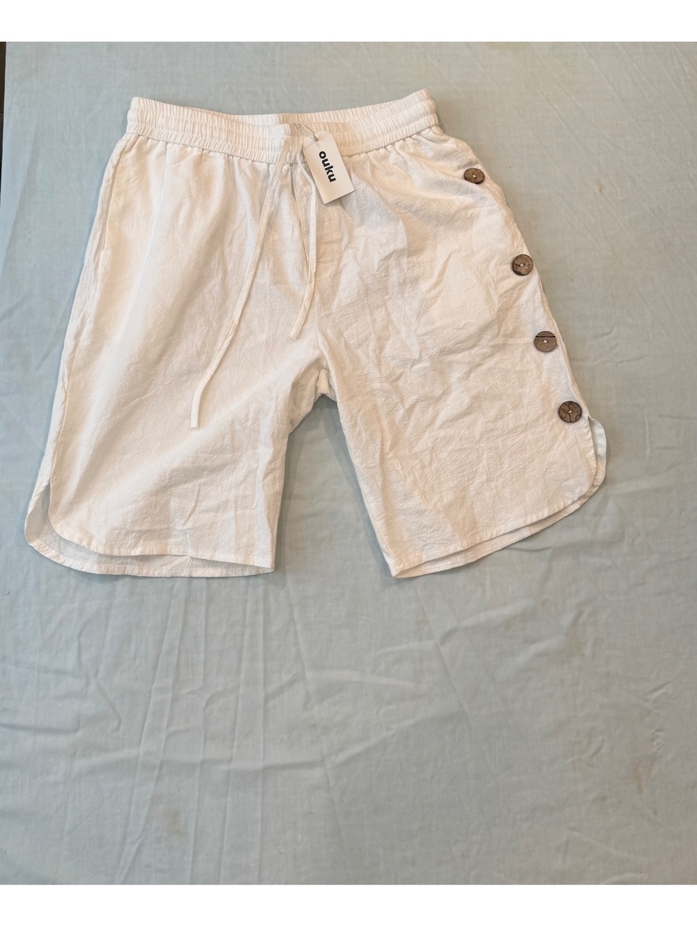 OUKU Men’s White Linen Blend Side Button Drawstring Beach Shorts Size M NWT